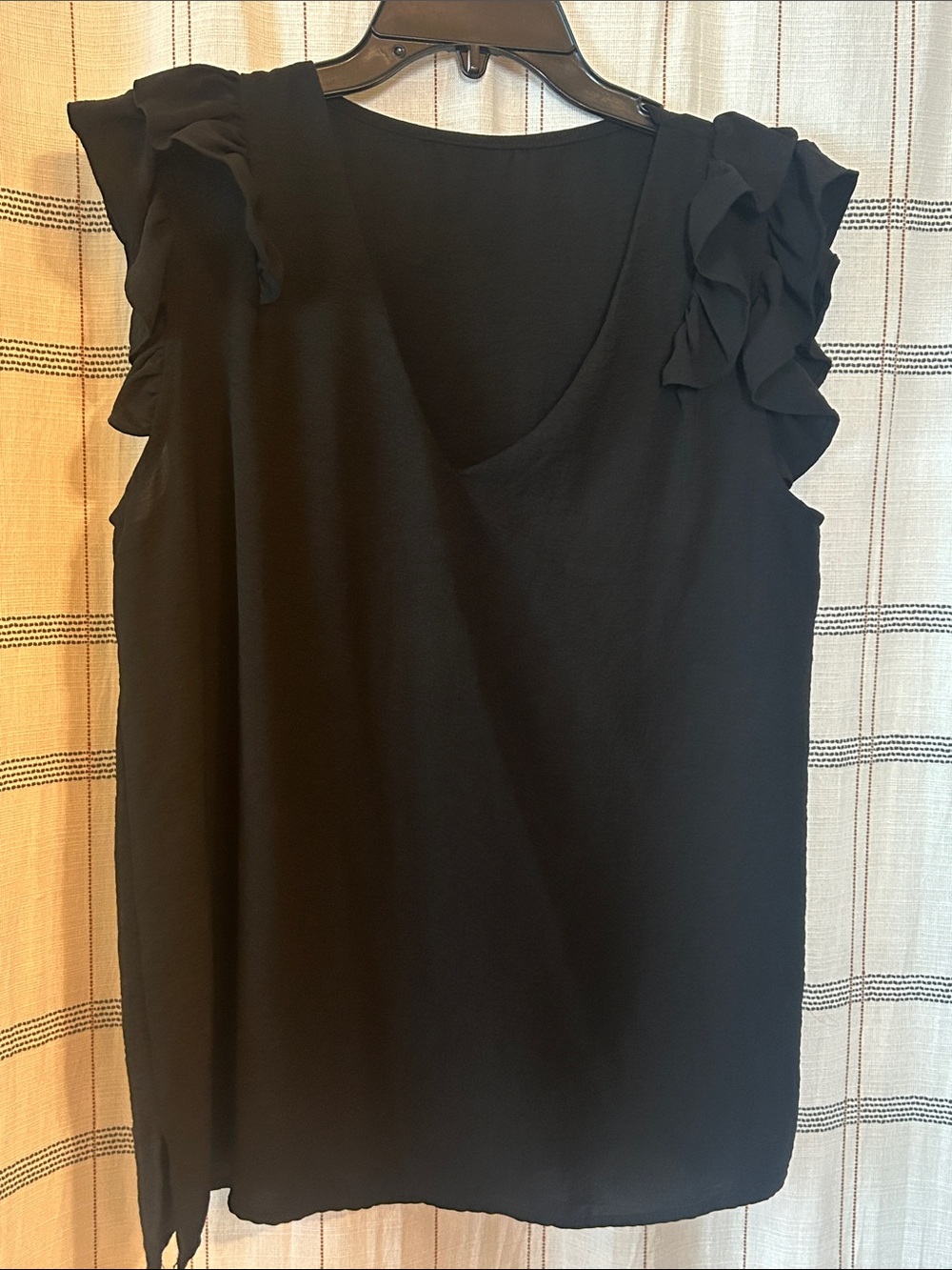 Women’s Black Ruffle Sleeve V-Neck Top